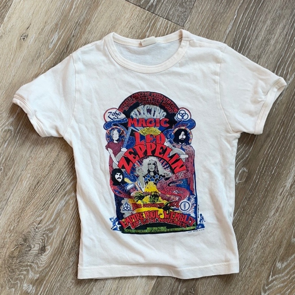Urban Outfitters Led Zeppelin T-shirt